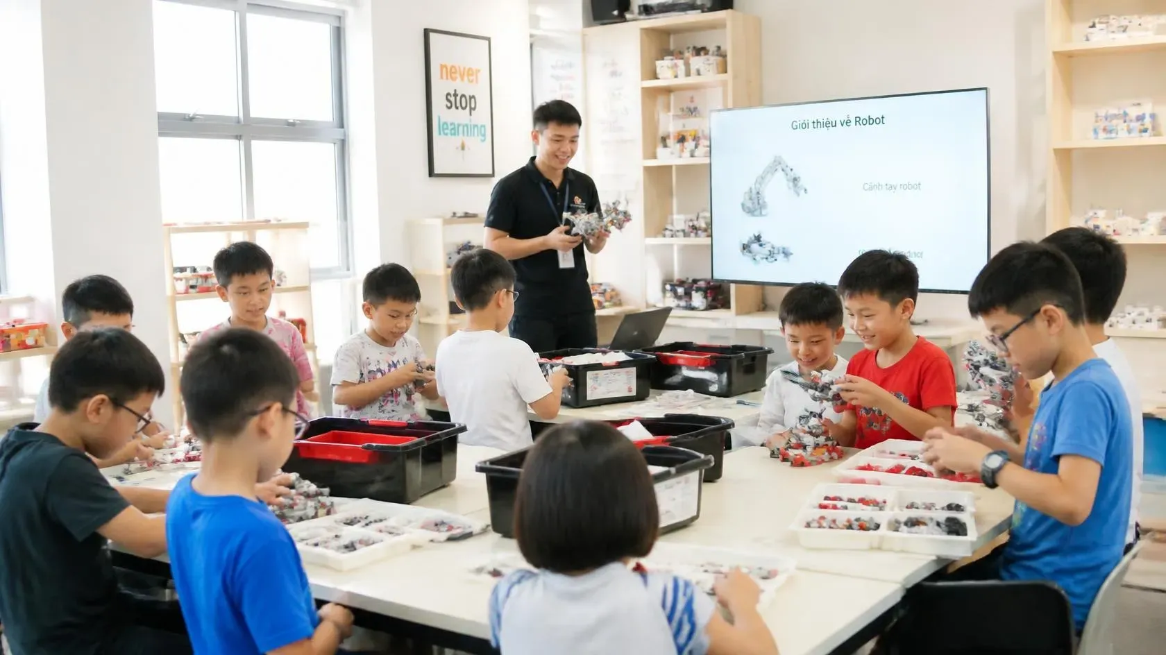 lớp học Robotics tại Hà Nội