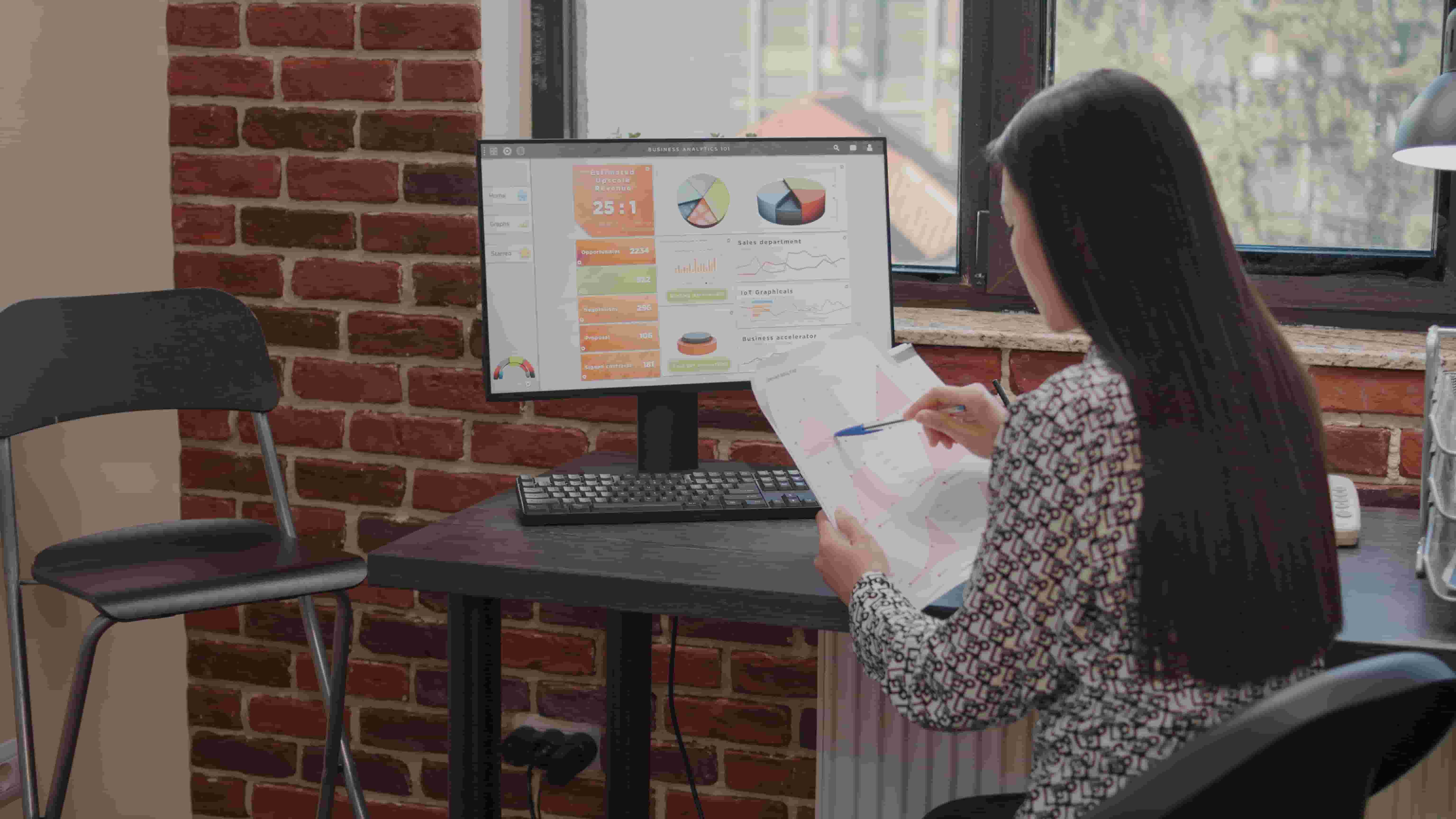 nganh-nghe-nao-can-co-vi-tri-data-analyst-1.jpg